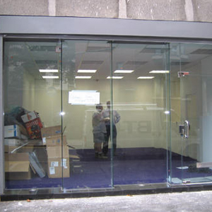 shop front door repair Dinuba